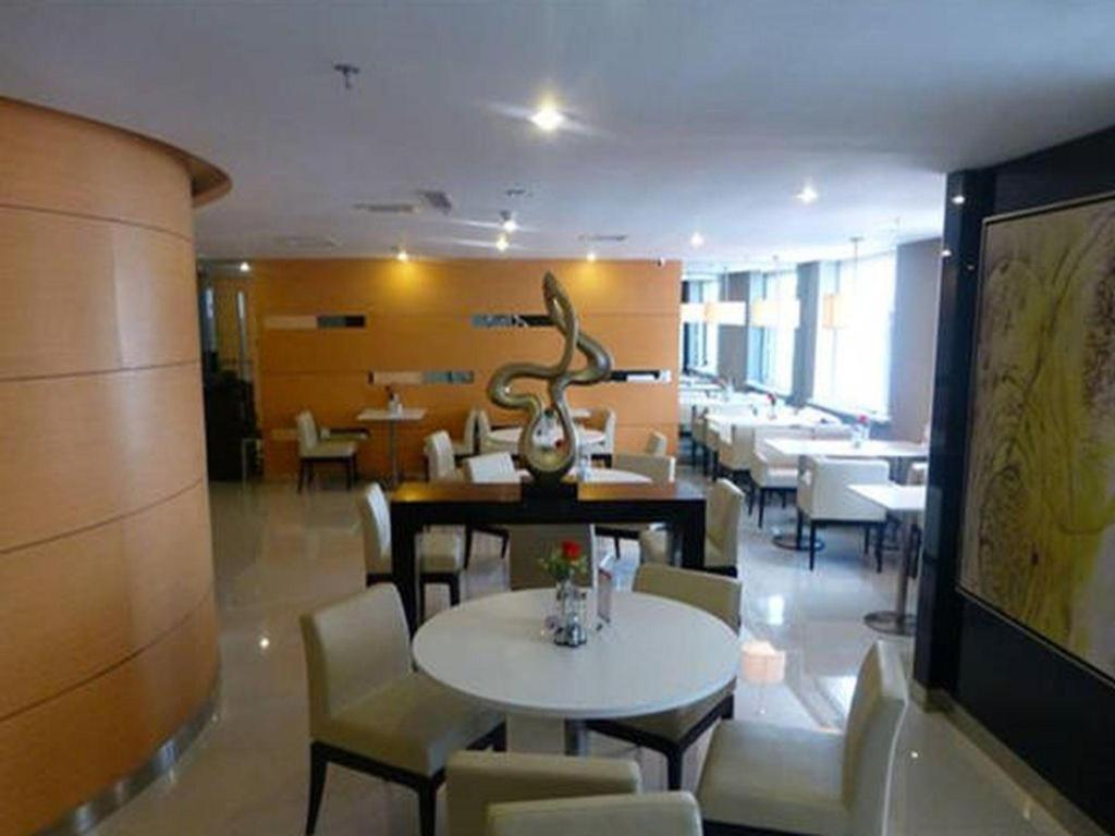 Jinjiang Inn Changchun Hongqi Street Exterior photo